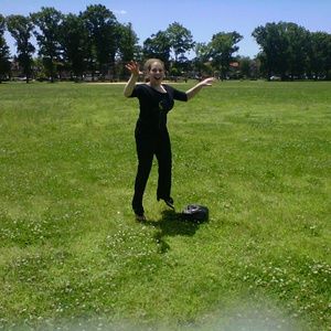 Meet your Posher, Leonora